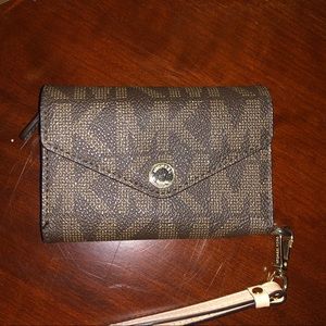 Michael Kors Wristlet